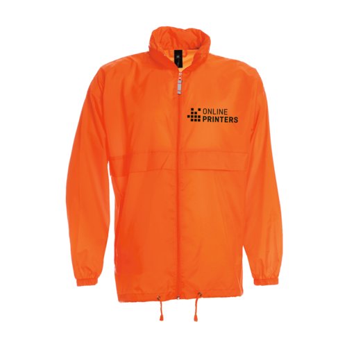 Coupe-vent orange en nylon avec fermeture clair intgrale.